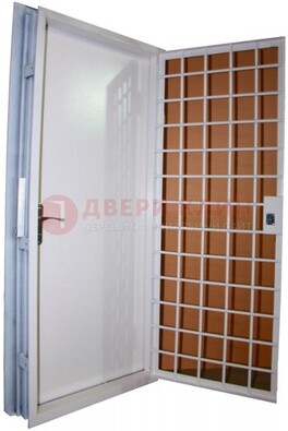 Белая стальная бронированная дверь с нитроэмалью ДБ-7 в Костроме