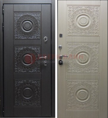 Темная стальная дверь с МДФ ДМ-161 для коттеджа в Костроме