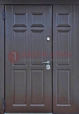Тёмная двухстворчатая входная дверь для коттеджа с МДФ ДМ-533 в Костроме