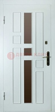 Белая стальная дверь с МДФ и декоративными вставками ДМ-62 в Костроме