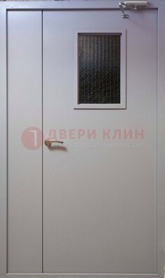 Белая железная дверь ДПД-4 в Костроме