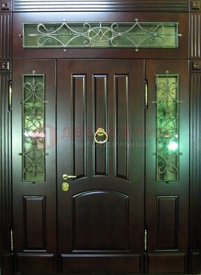 Стальная парадная дверь со стеклом и ковкой ДПР-18 для деревянного дома в Костроме