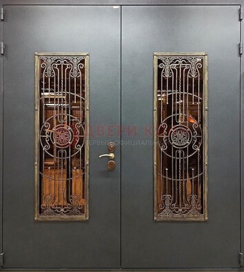 Входная металлическая парадная дверь со стеклом и ковкой ДПР-81 в Костроме
