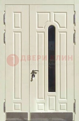 Белая двухстворчатая металлическая дверь со стеклом ДС-71 в Костроме