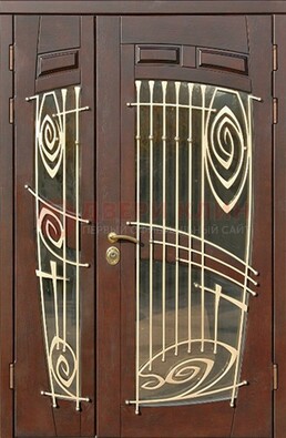 Коричневая железная дверь с большим стеклом и ковкой ДСК-203 в Костроме