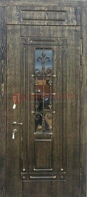 Зеленая входная дверь со стеклом и ковкой ДСК-67 в Костроме